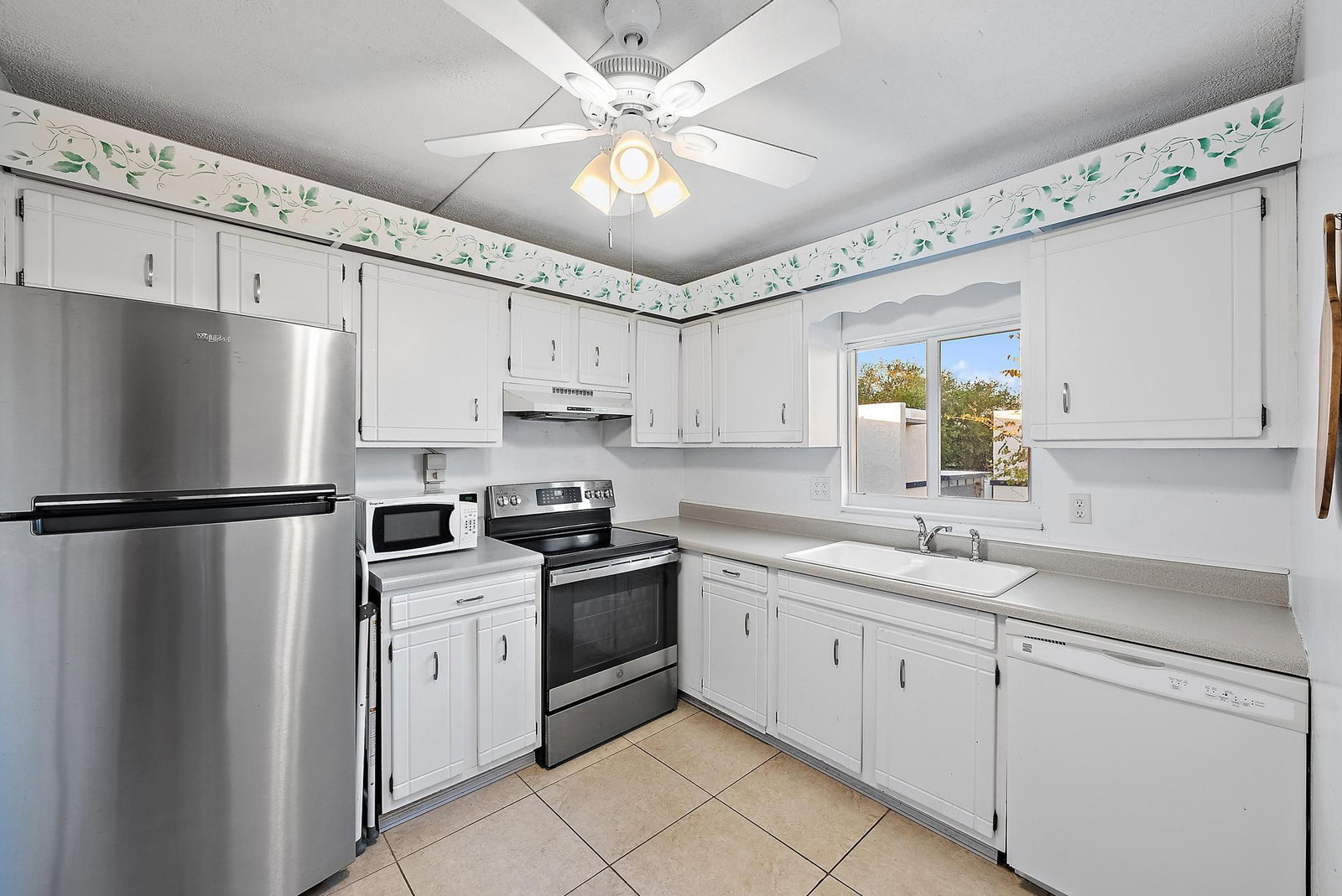 1561 NE 12th Terrace #C-14, Jensen Beach, FL 34957 photo 4