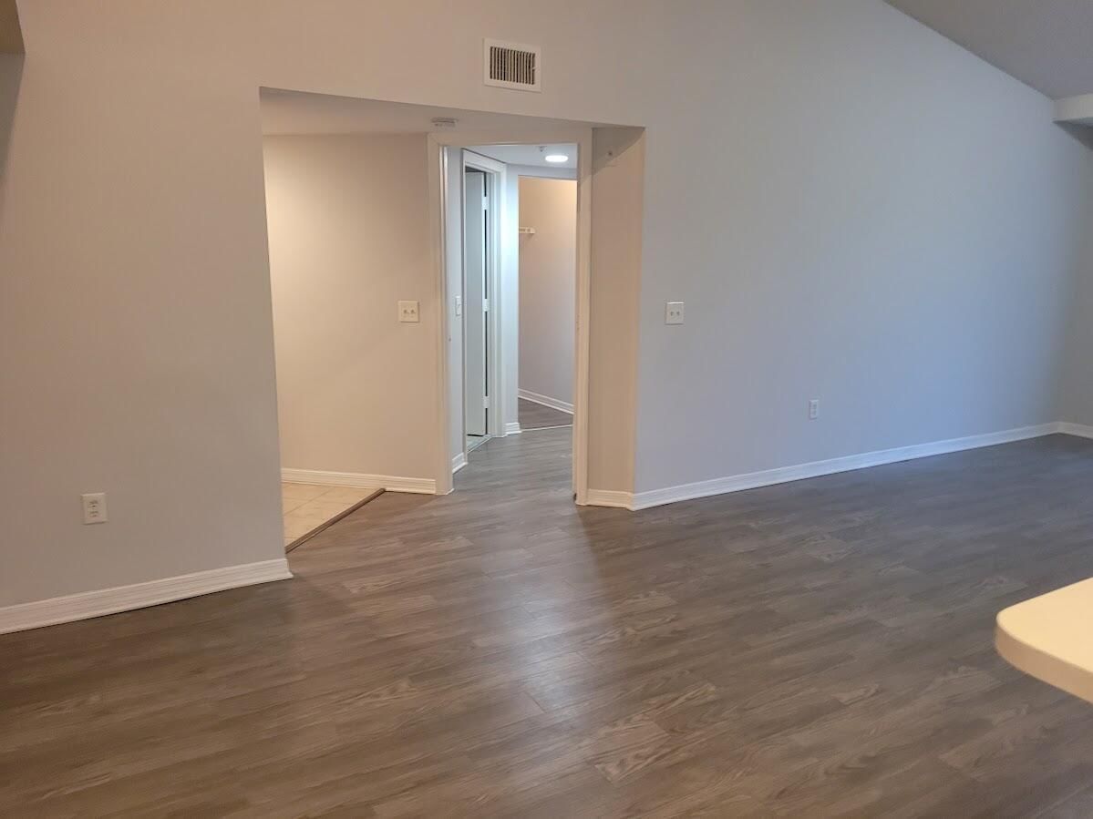 4197 N Haverhill Road #212, West Palm Beach, FL 33417 photo 5