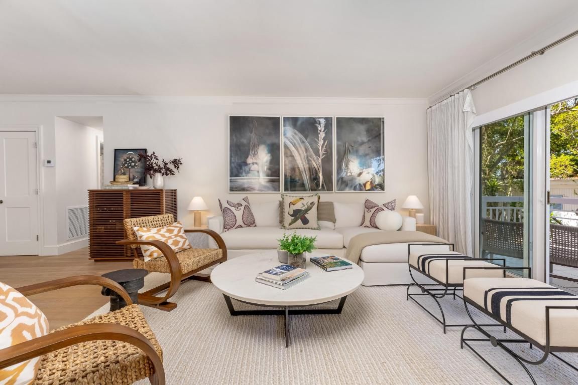 250 Bradley Place #307, Palm Beach, FL 33480 photo 3
