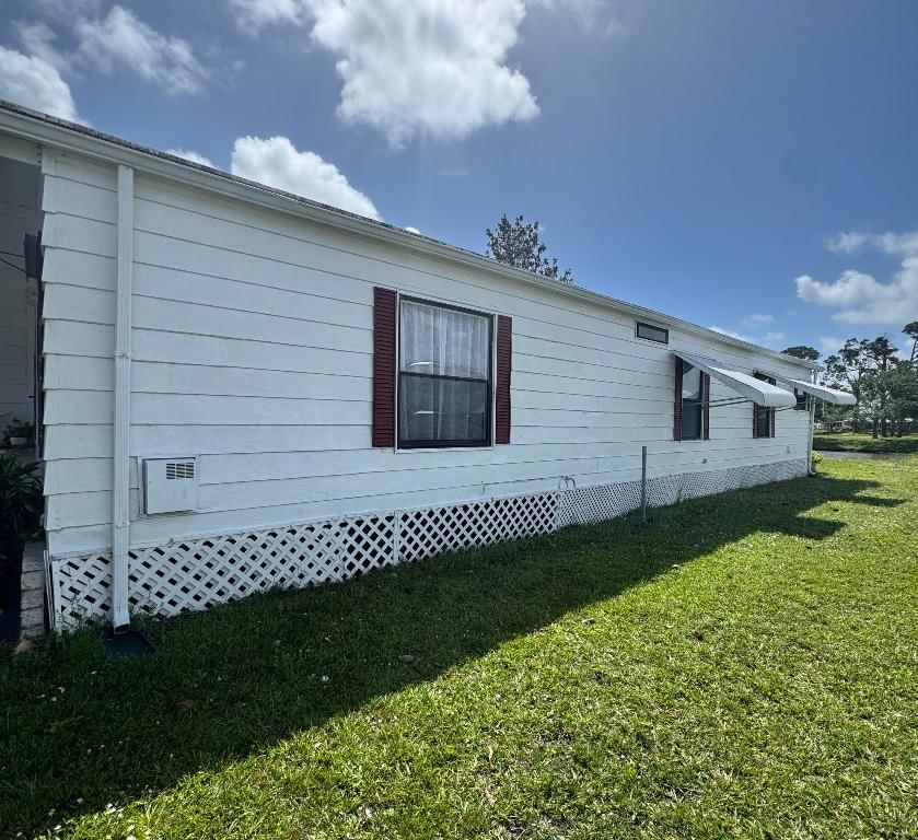 24 Villa Del Norte, Fort Pierce, FL 34951 photo 4