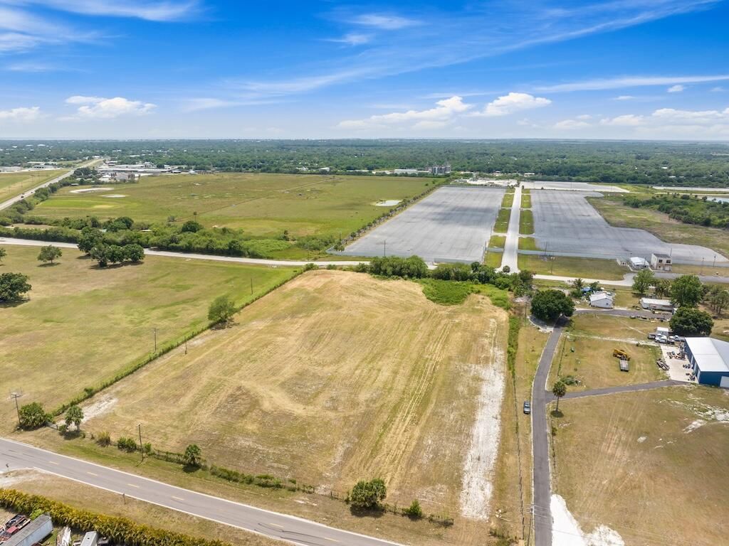 3274 NW 18th Street, Okeechobee, FL 34972 photo 3