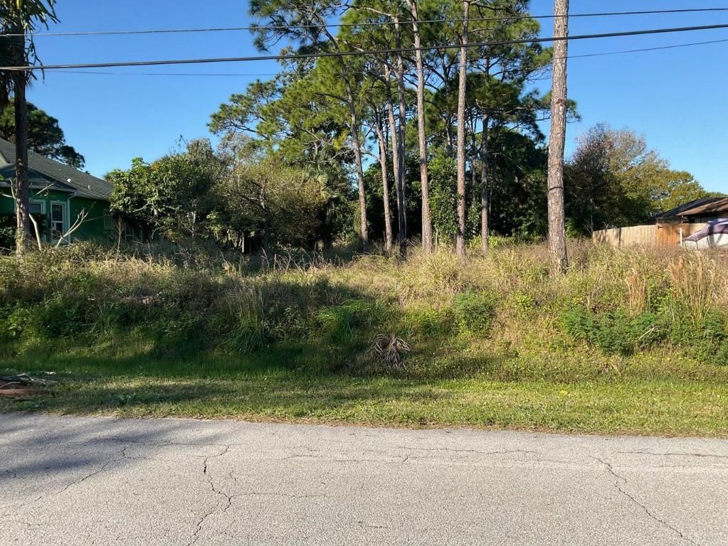 Tbd Hickory Drive, Fort Pierce, FL 34982 photo 2