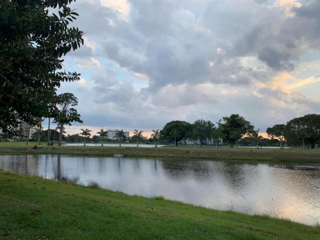 2815 N Course Drive #104, Pompano Beach, FL 33069