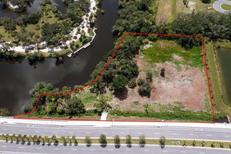 2083 W Midway Road, Fort Pierce, FL 34981 photo 2