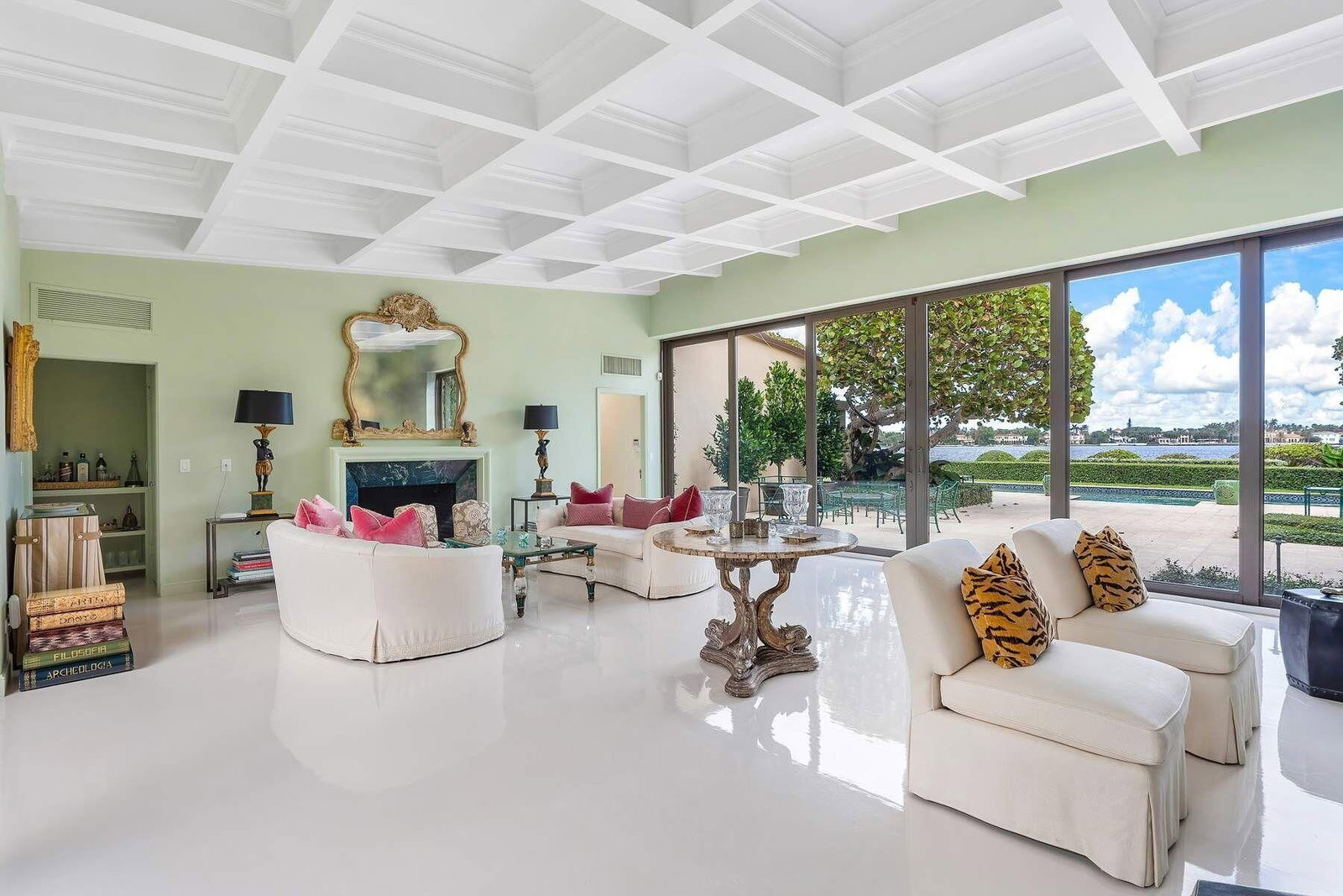 748 Island Drive, Palm Beach, FL 33480 photo 4