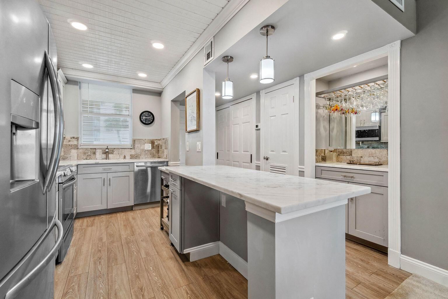 100 Paradise Harbour Boulevard #208, North Palm Beach, FL 33408