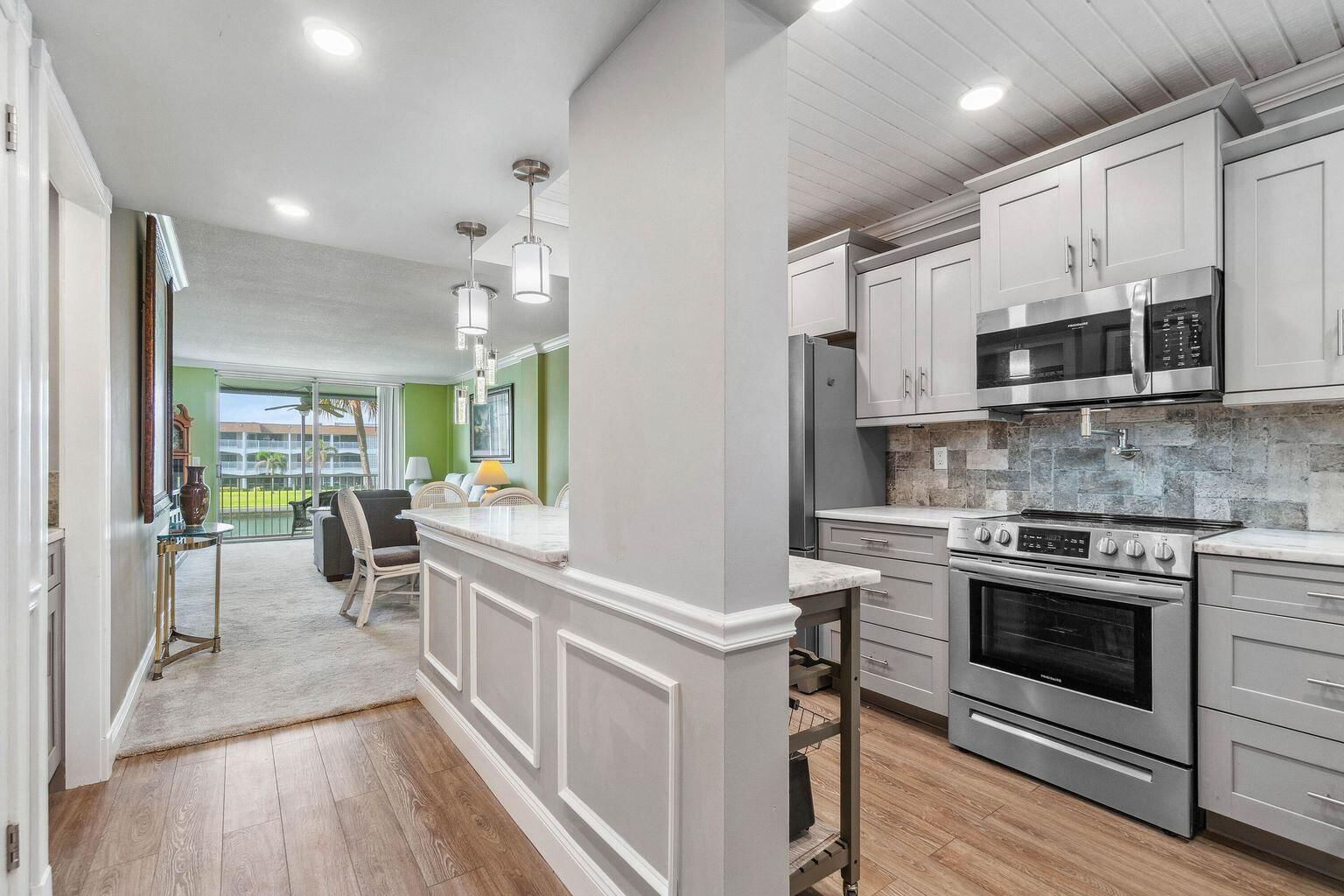 100 Paradise Harbour Boulevard #208, North Palm Beach, FL 33408 photo 3