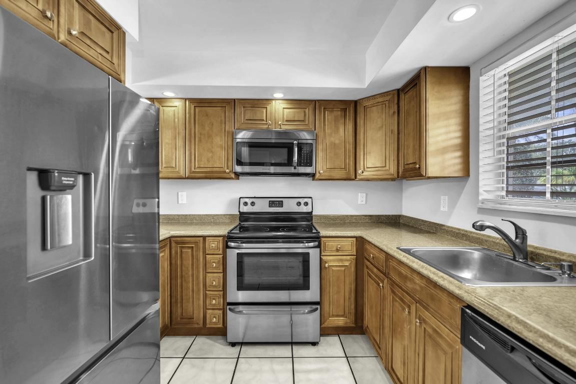2130 NE 36th Street #63, Lighthouse Point, FL 33064 photo 4
