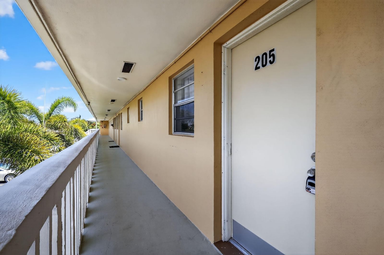 2152 NE 1st Way #205, Boynton Beach, FL 33435 photo 3