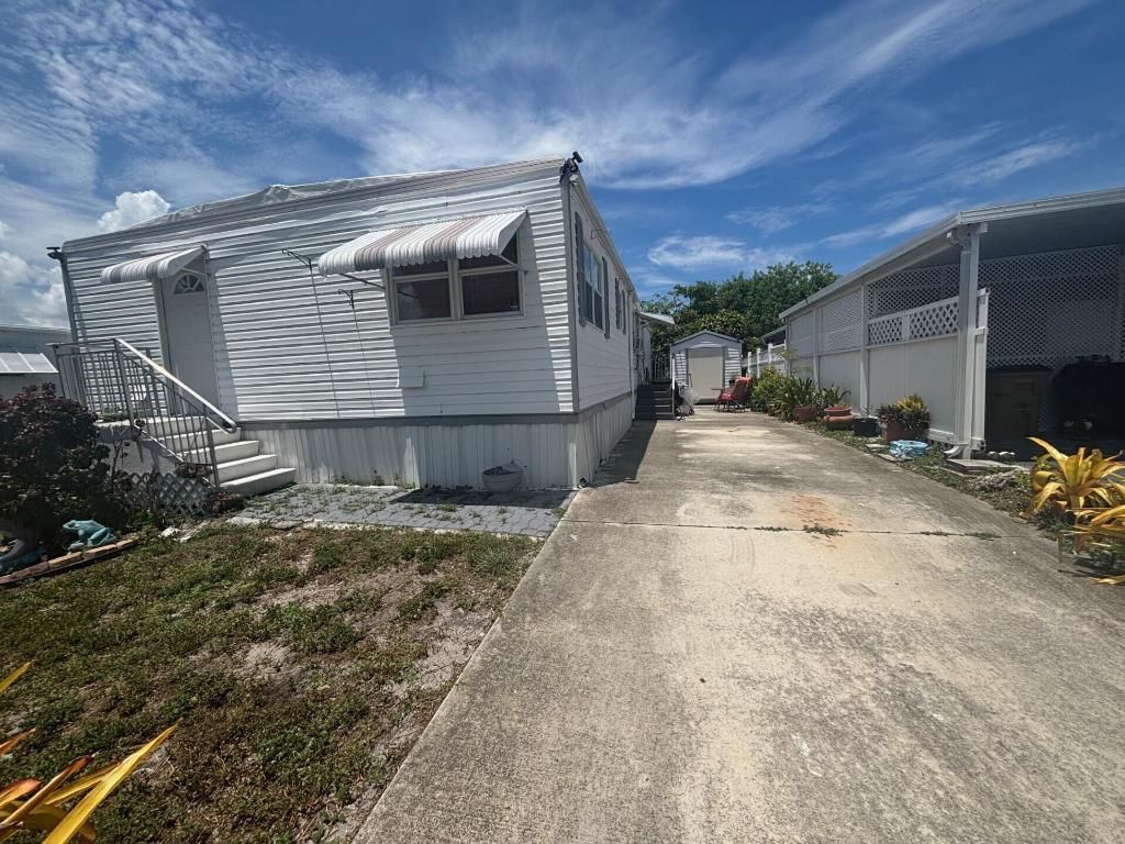 109 NW 50th Street, Deerfield Beach, FL 33064 photo 2