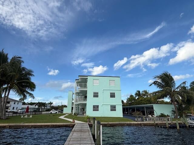219 Lakeview 102 Avenue #102, Lantana, FL 33462 photo 3