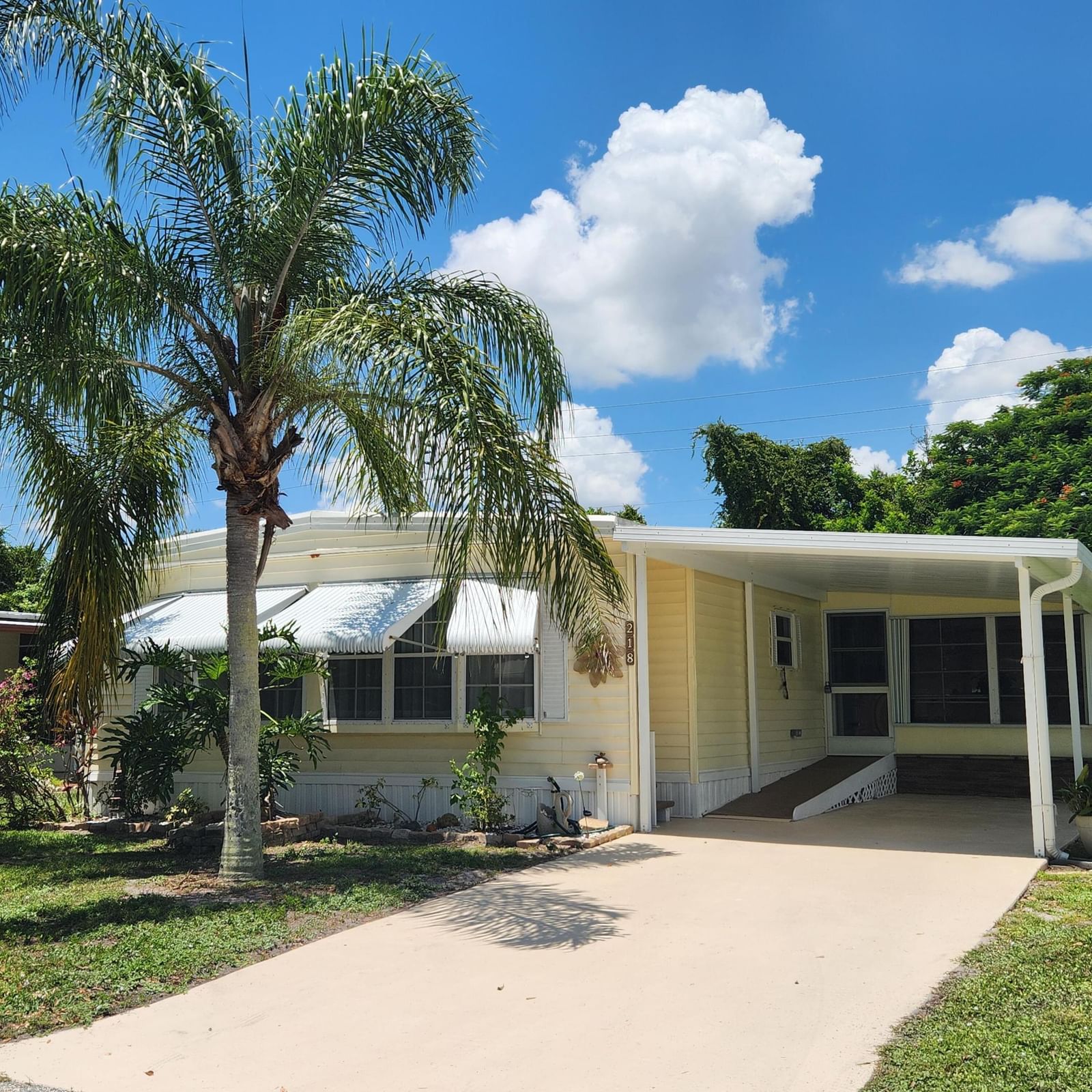 218 W Caribbean, Port St Lucie, FL 34952 photo 3