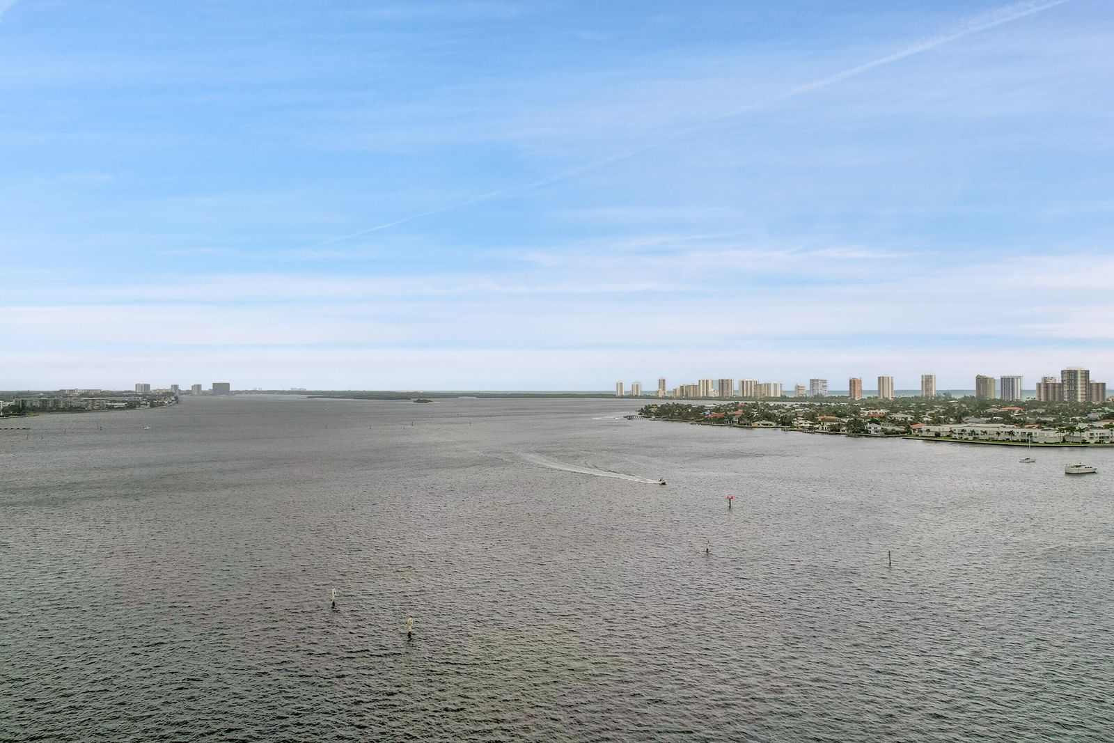 2640 Lake Shore Drive #2011, Riviera Beach, FL 33404 photo 4