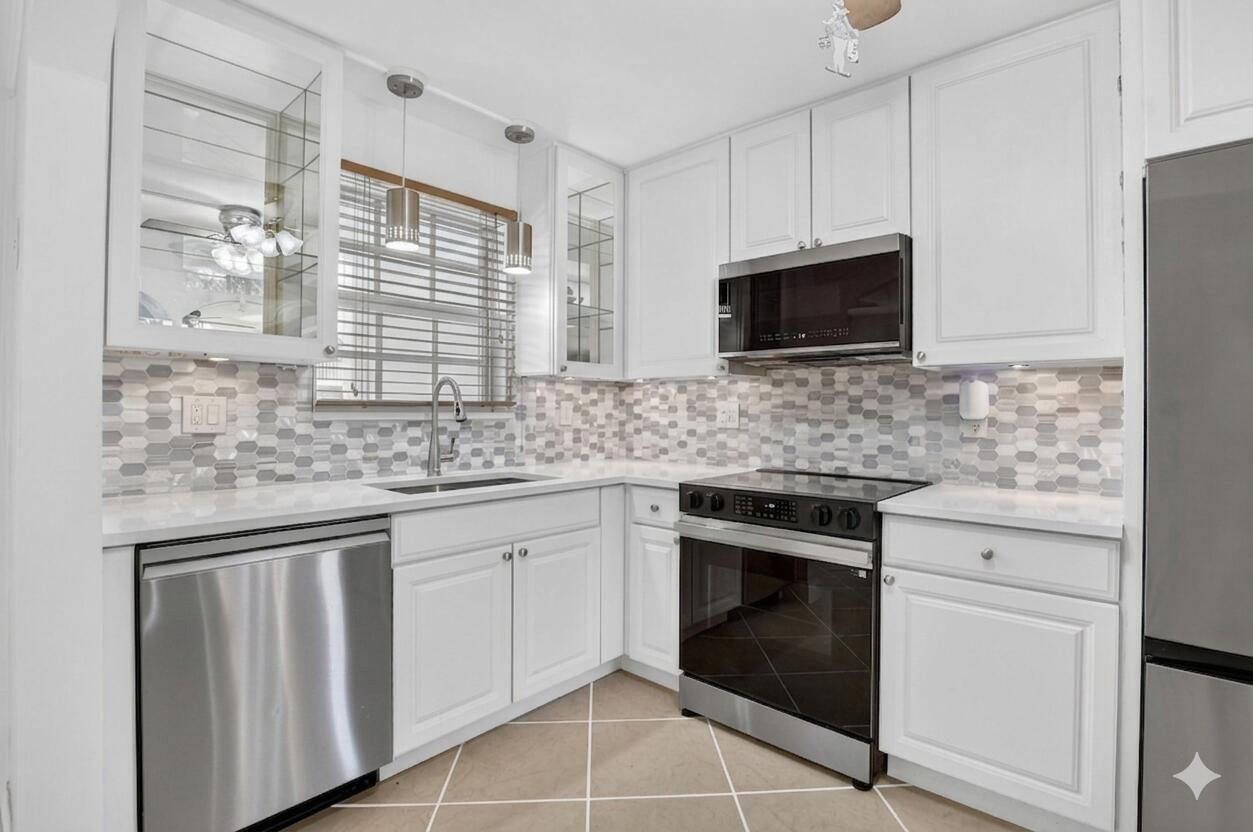 769 Jeffery Street #2-203, Boca Raton, FL 33487 photo 3