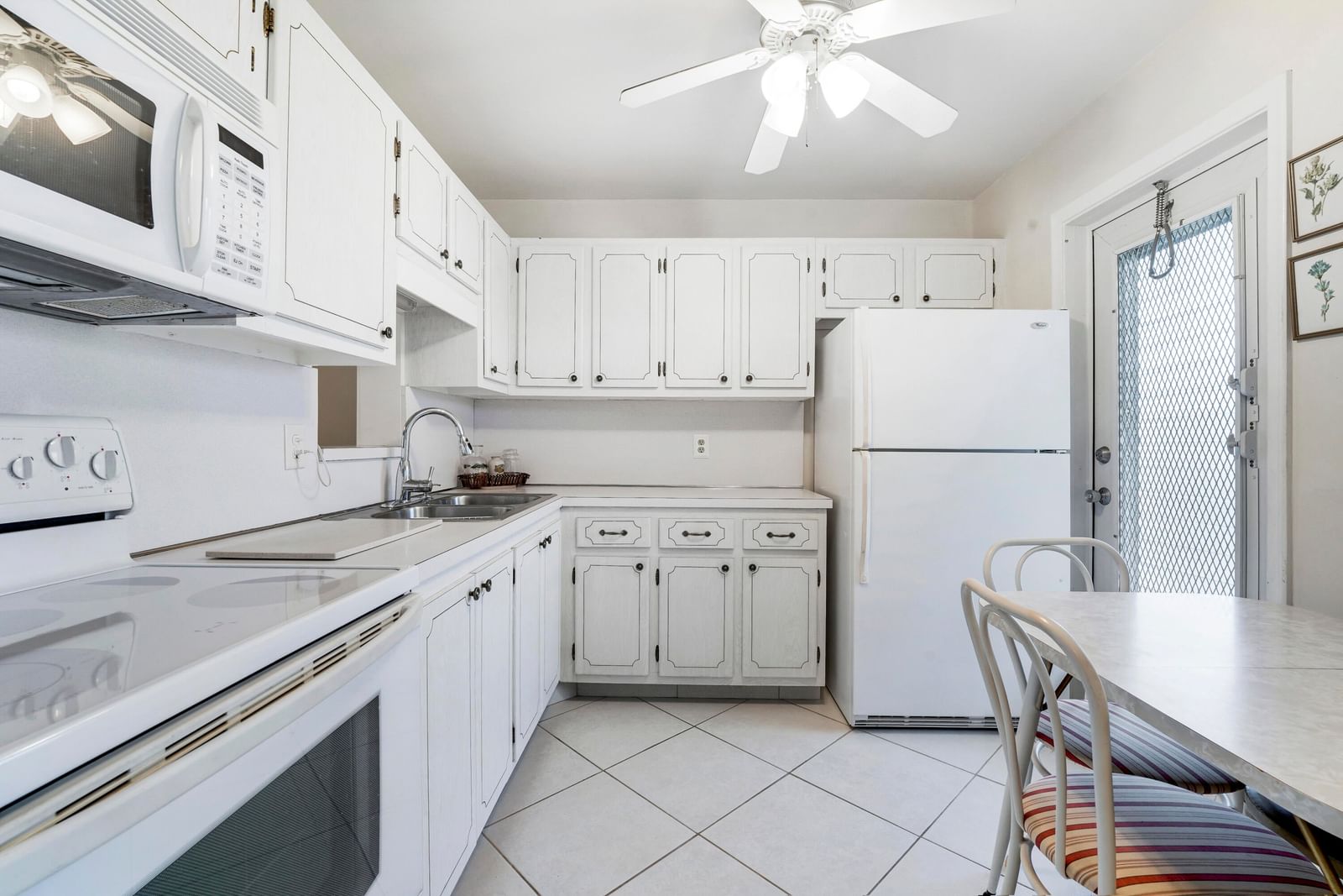2132 NE 1st Way #201, Boynton Beach, FL 33435 photo 4
