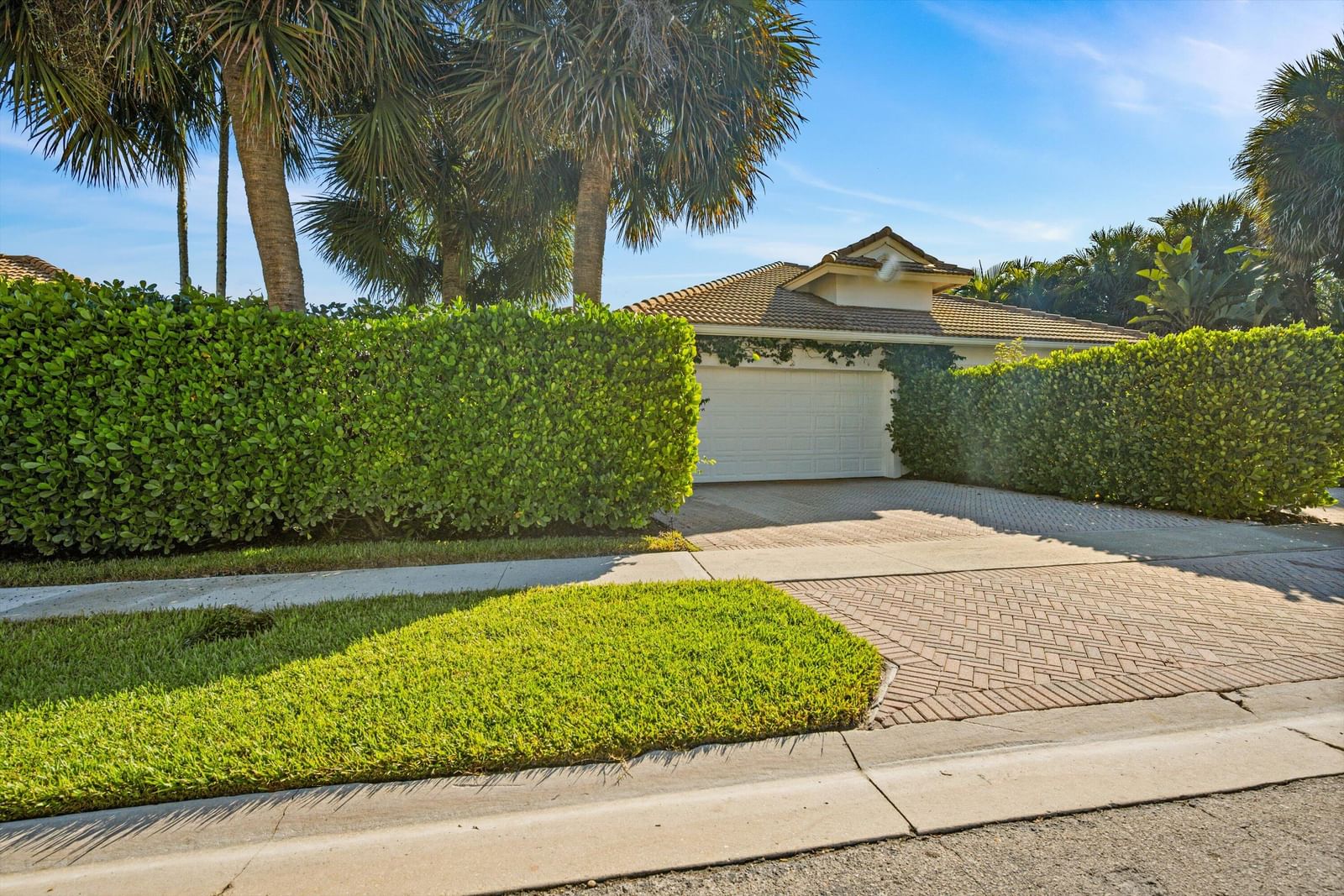 2940 Twin Oaks Way, Wellington, FL 33414 photo 3