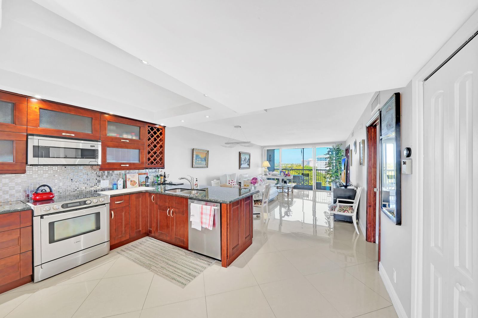 2940 N Course Drive #811, Pompano Beach, FL 33069 photo 2