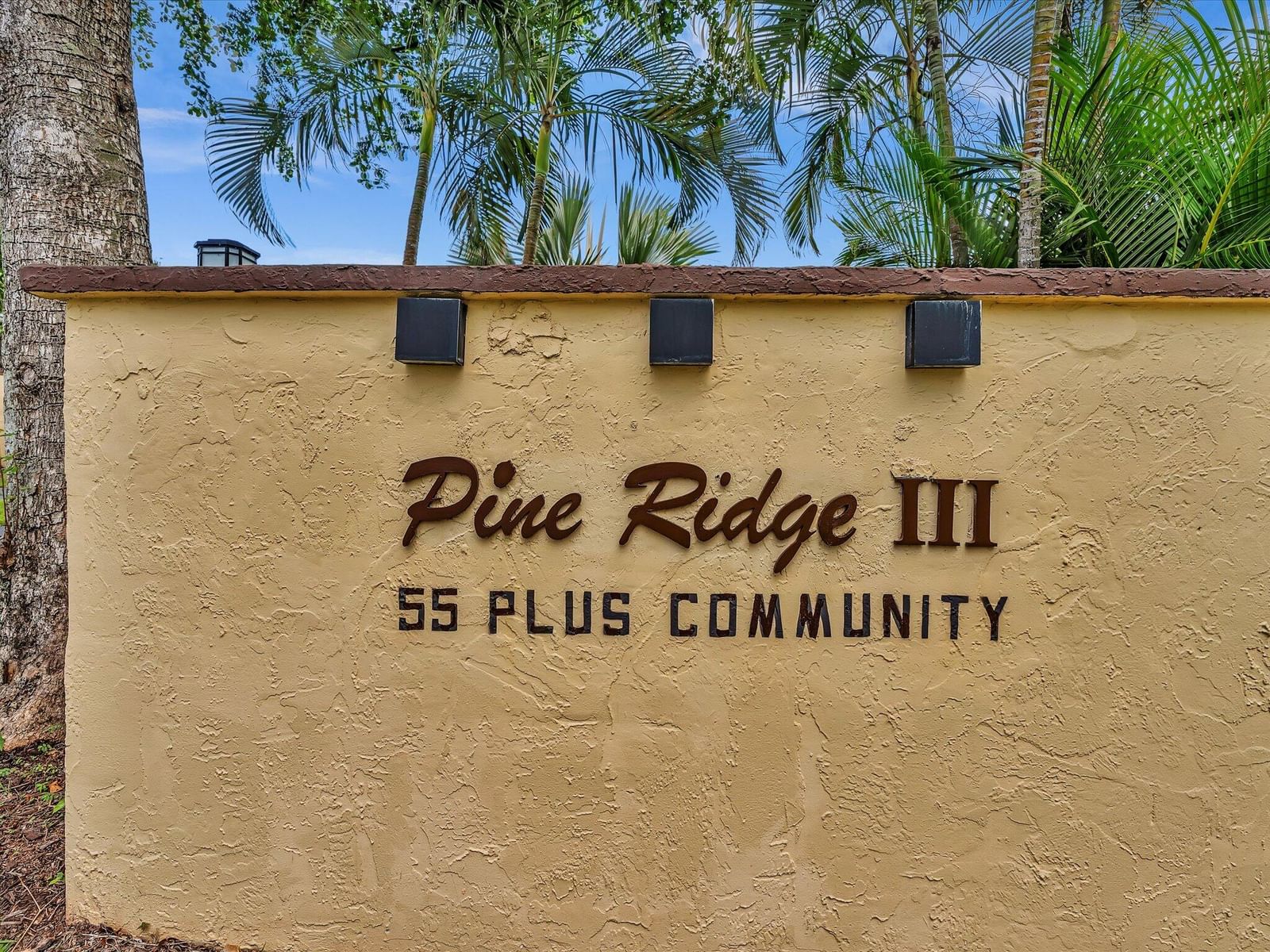 342 Pine Ridge Circle #D-2, Greenacres, FL 33463 photo 2