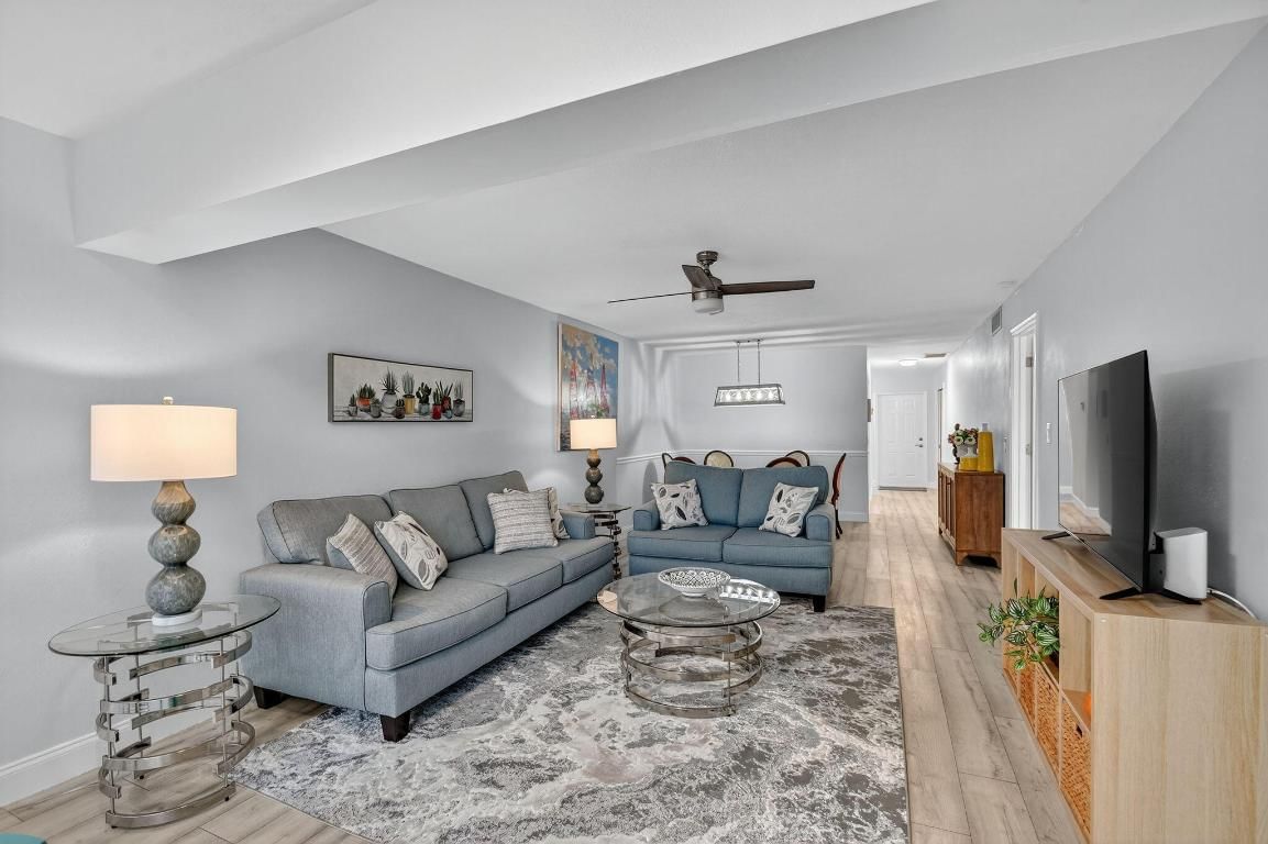 2411 Papaya Drive #103, Delray Beach, FL 33445 photo 4