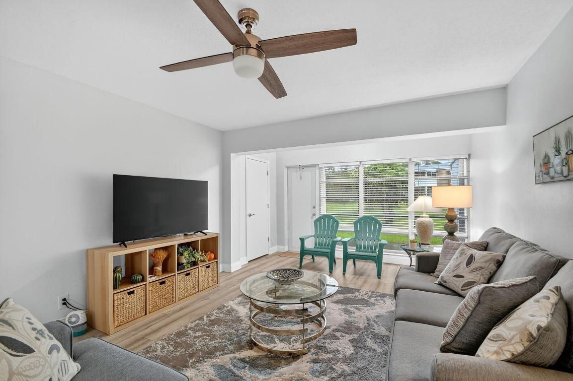 2411 Papaya Drive #103, Delray Beach, FL 33445 photo 5