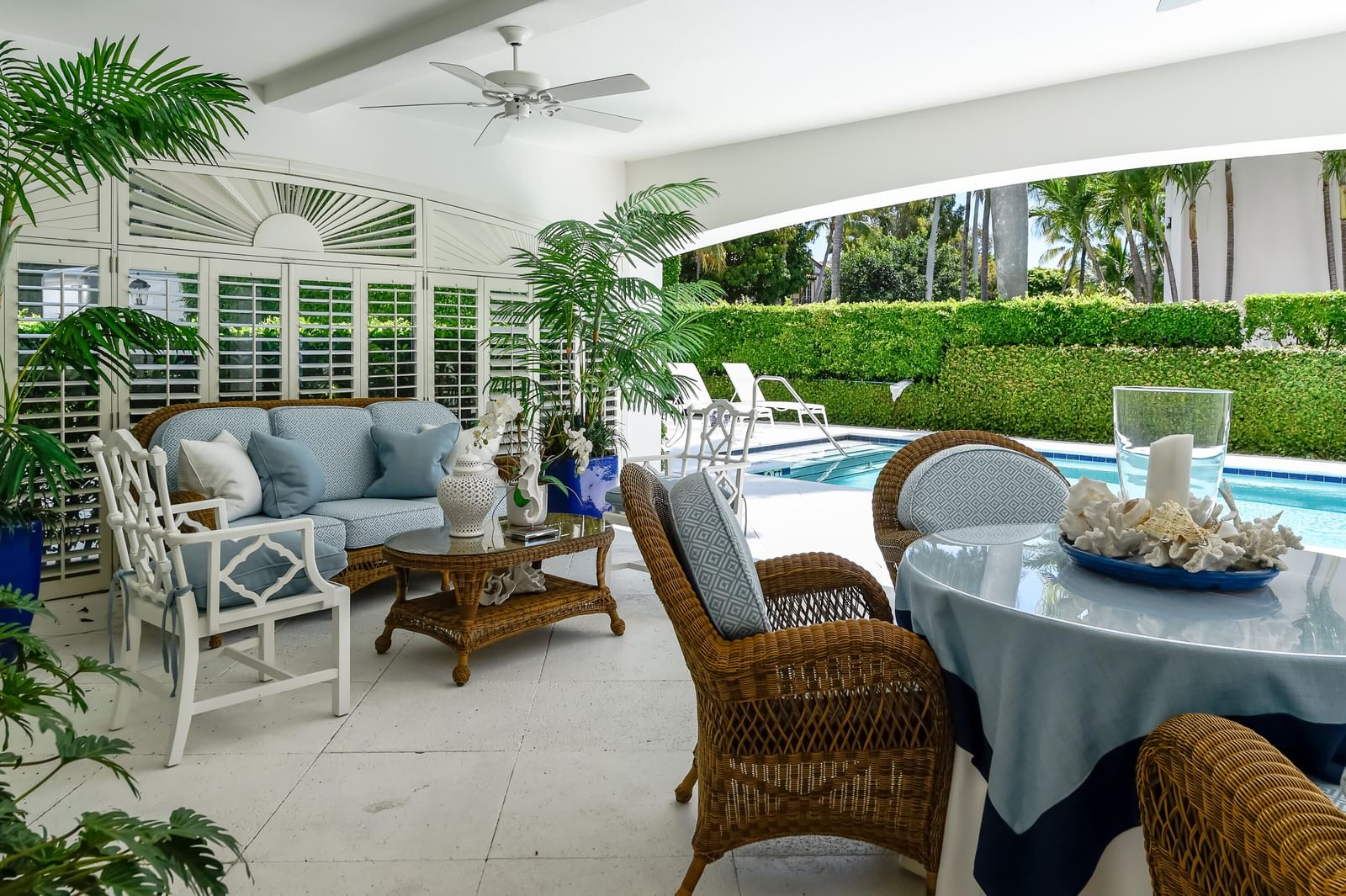 354 Chilean Avenue #2D, Palm Beach, FL 33480