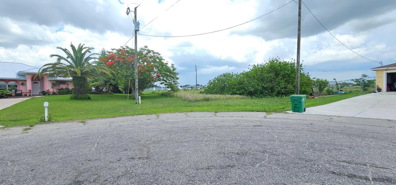 9008 Abel Court, Labelle, FL 33935 photo 3