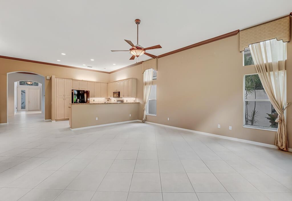 7932 Seagrape Shores Drive, Lake Worth, FL 33467 photo 3