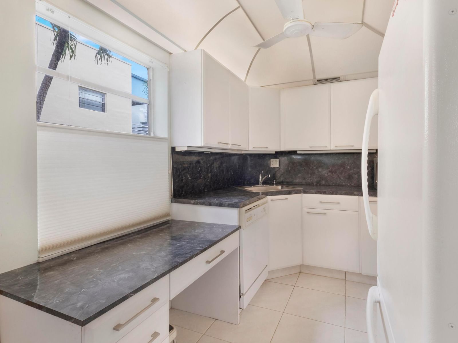 405 Burgundy I, Delray Beach, FL 33484 photo 3