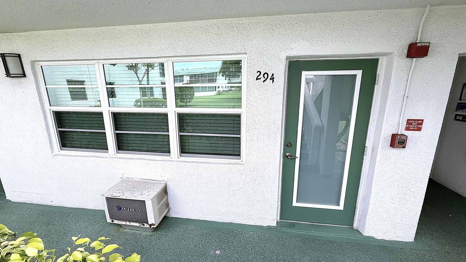 294 Farnham M #294, Deerfield Beach, FL 33442 photo 3