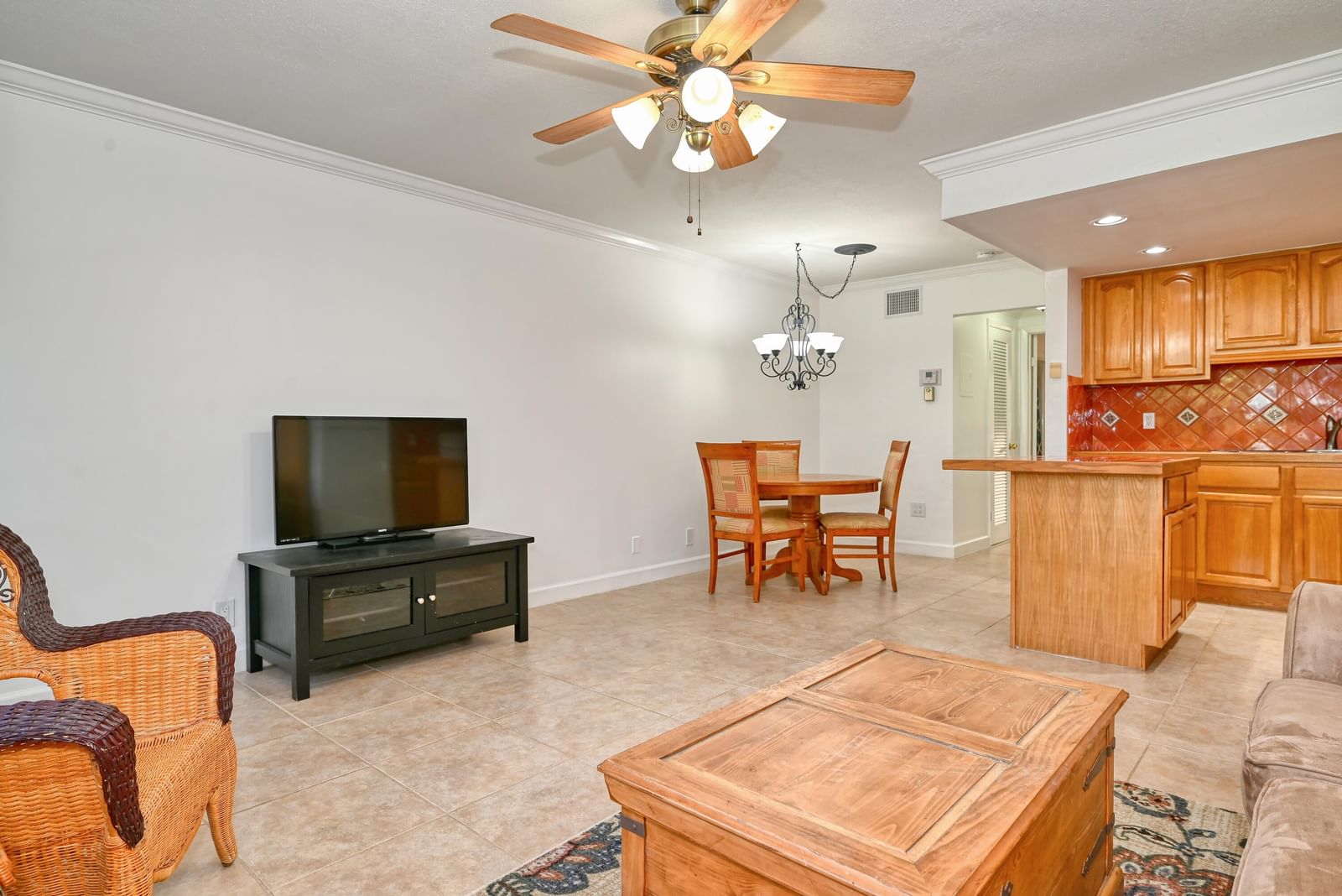 102 Coventry E #102, West Palm Beach, FL 33417 photo 5