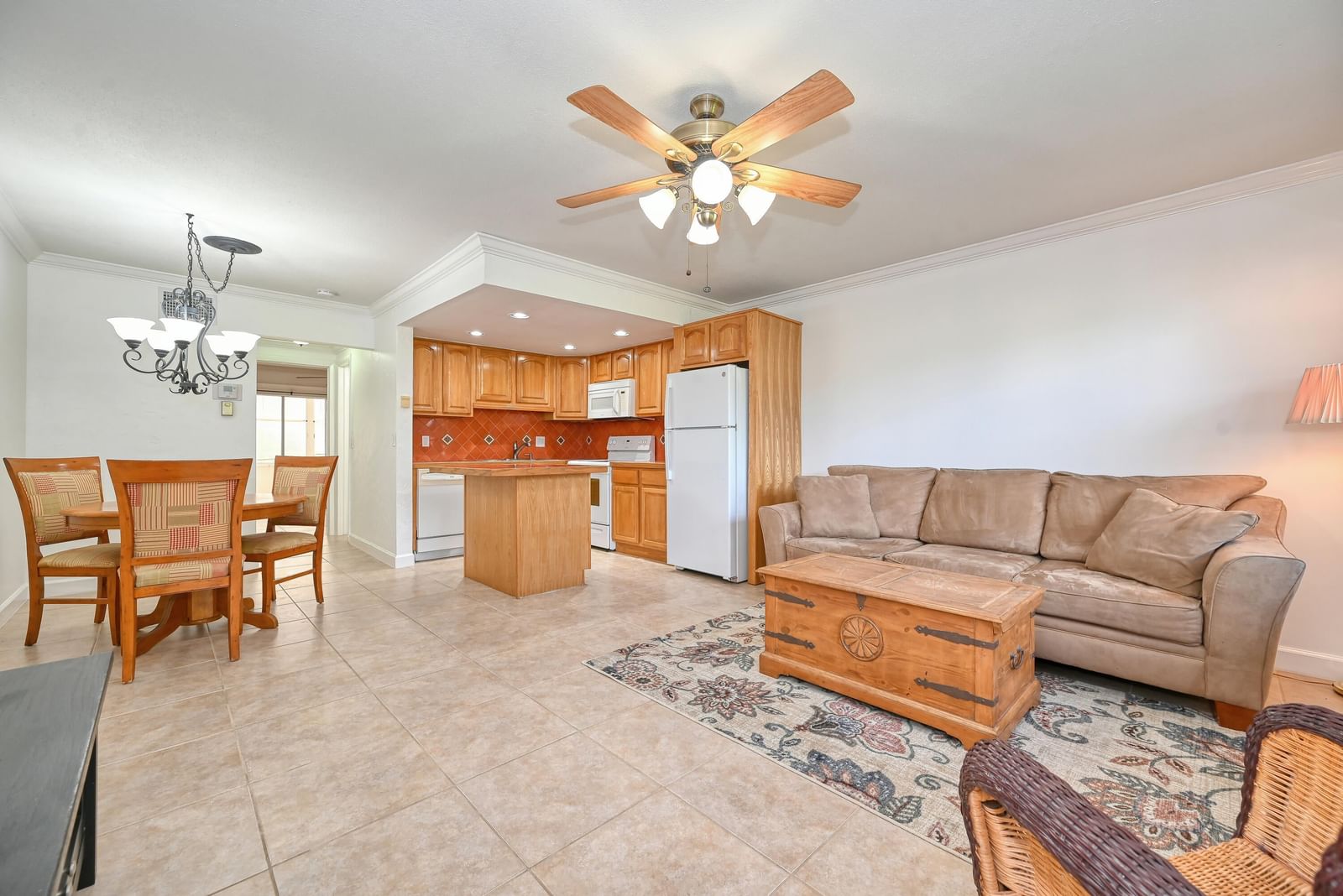 102 Coventry E #102, West Palm Beach, FL 33417 photo 2