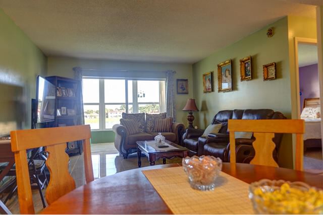 235 Golden River Drive, West Palm Beach, FL 33411 photo 2