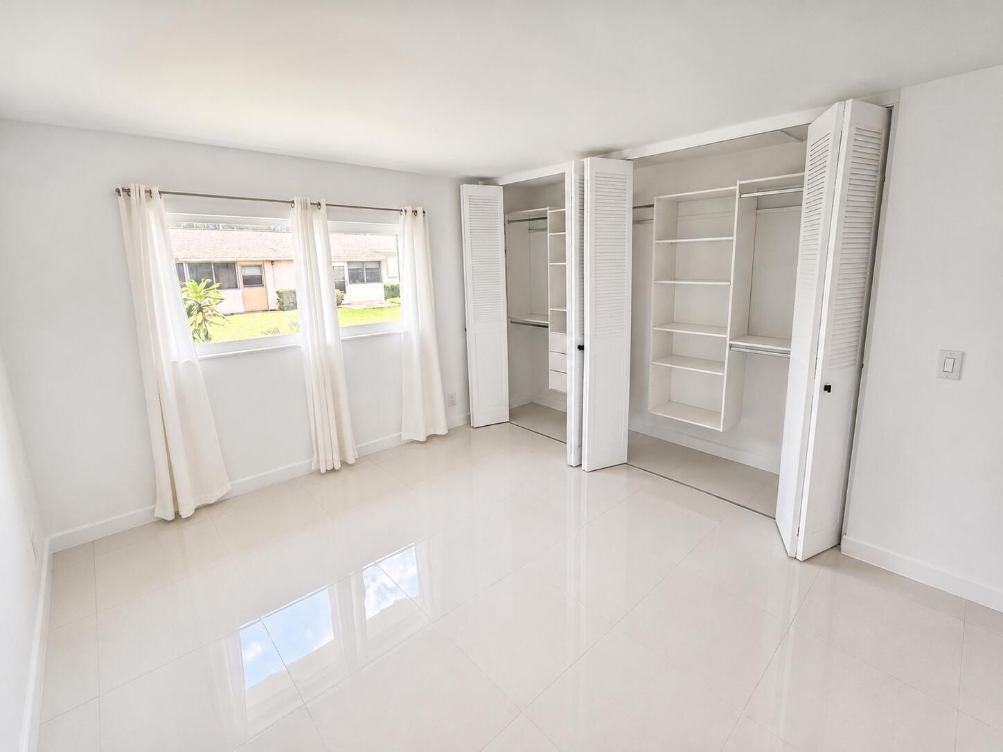 2568 Dudley Drive E #G, West Palm Beach, FL 33415 photo 4