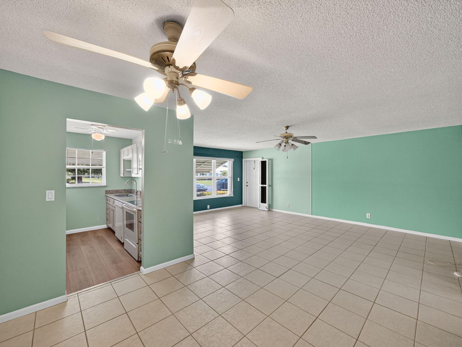 111 Lakes End Drive #B, Fort Pierce, FL 34982 photo 4