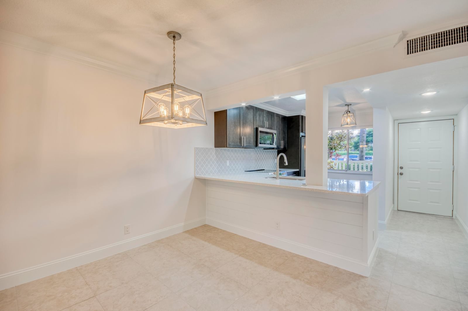 6865 Huntington Lane #105, Delray Beach, FL 33446 photo 5