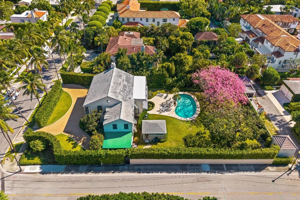 334 Barton Avenue, Palm Beach, FL 33480 photo 5