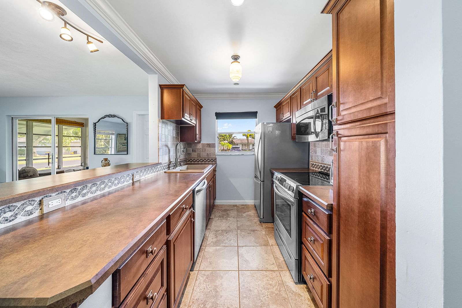 510 High Point Drive #D, Delray Beach, FL 33445 photo 4