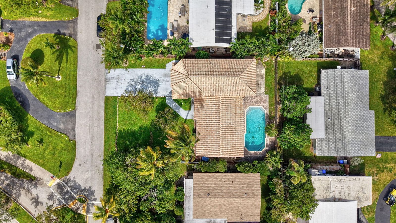1300 NE 26th Avenue NE, Pompano Beach, FL 33062 photo 5