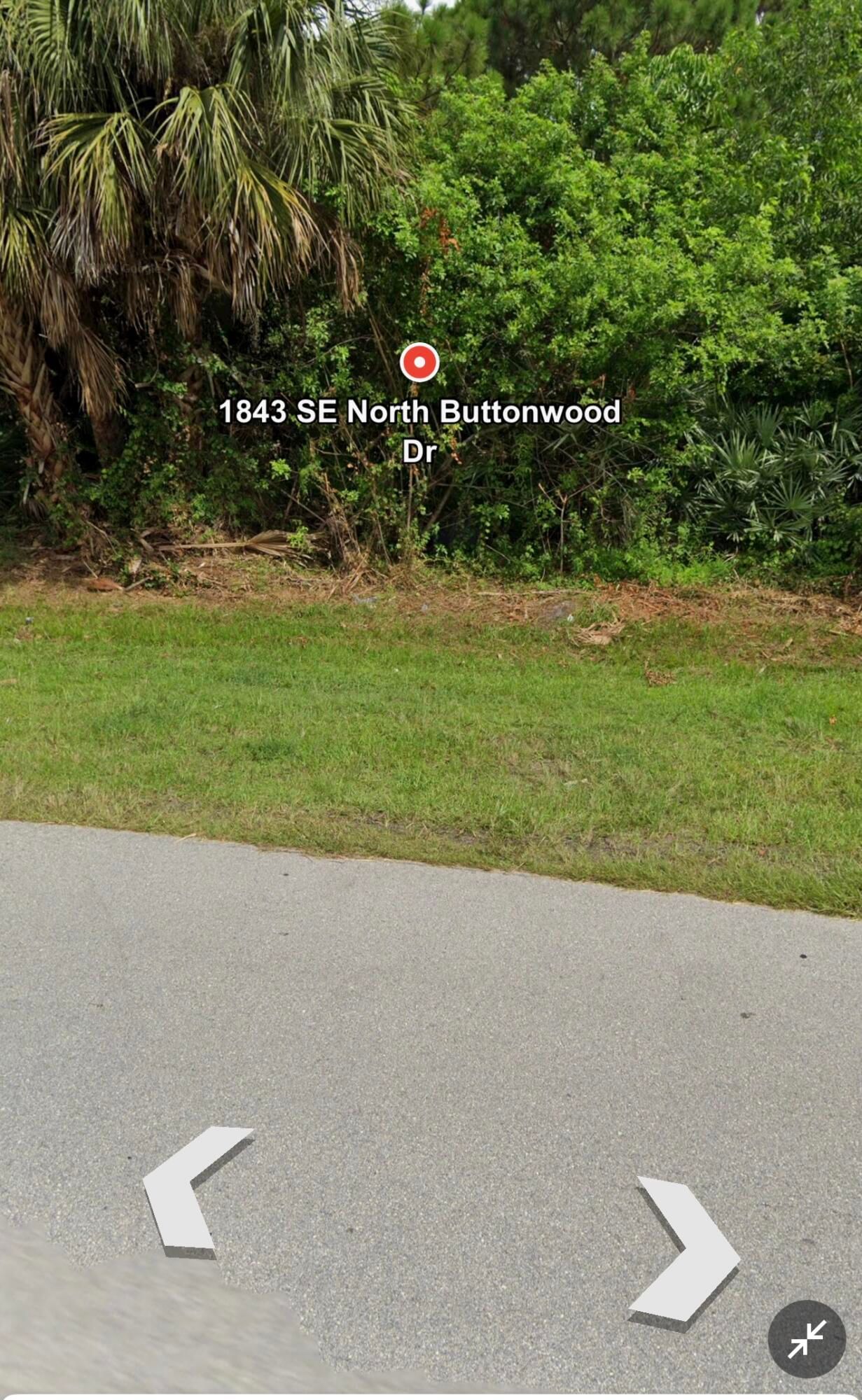 1843 SE Buttonwood Drive, Port St Lucie, FL 34952 photo 3
