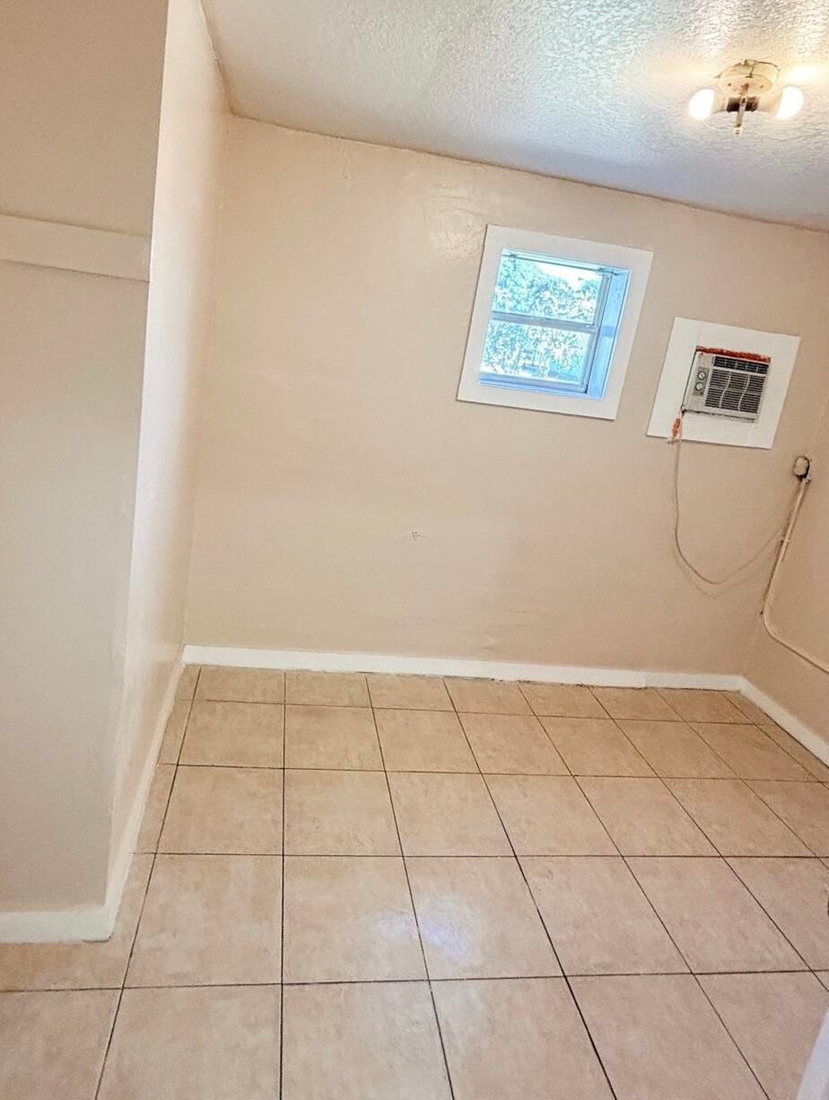 433 N 9th N Street, Fort Pierce, FL 34950 photo 5