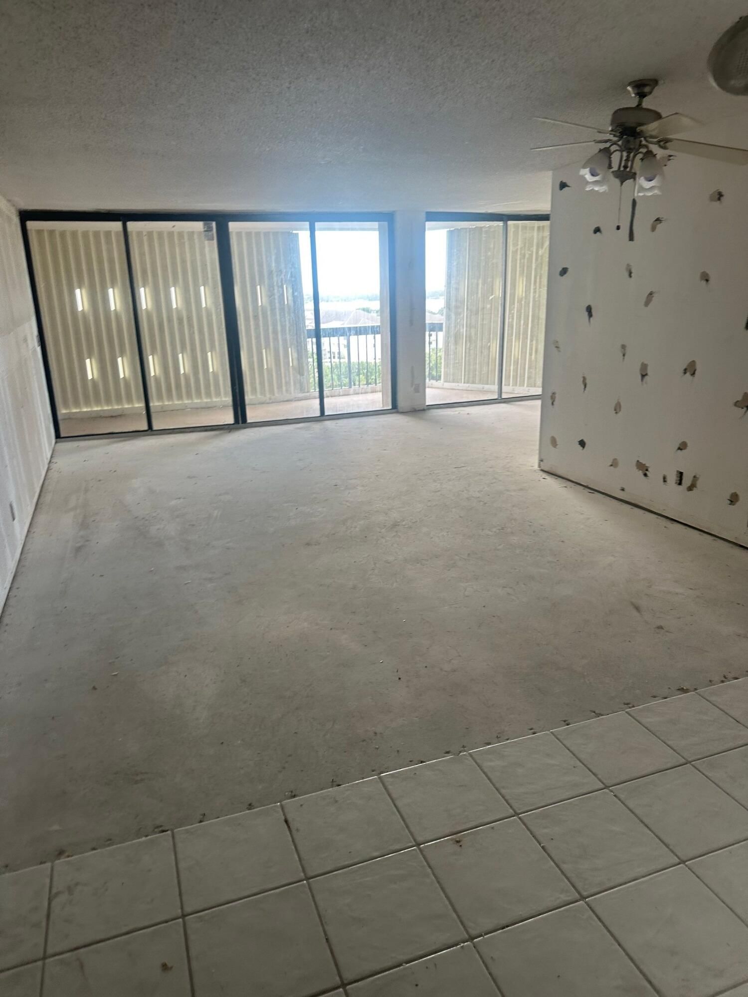 2425 Presidential Way #1203, West Palm Beach, FL 33401 photo 2
