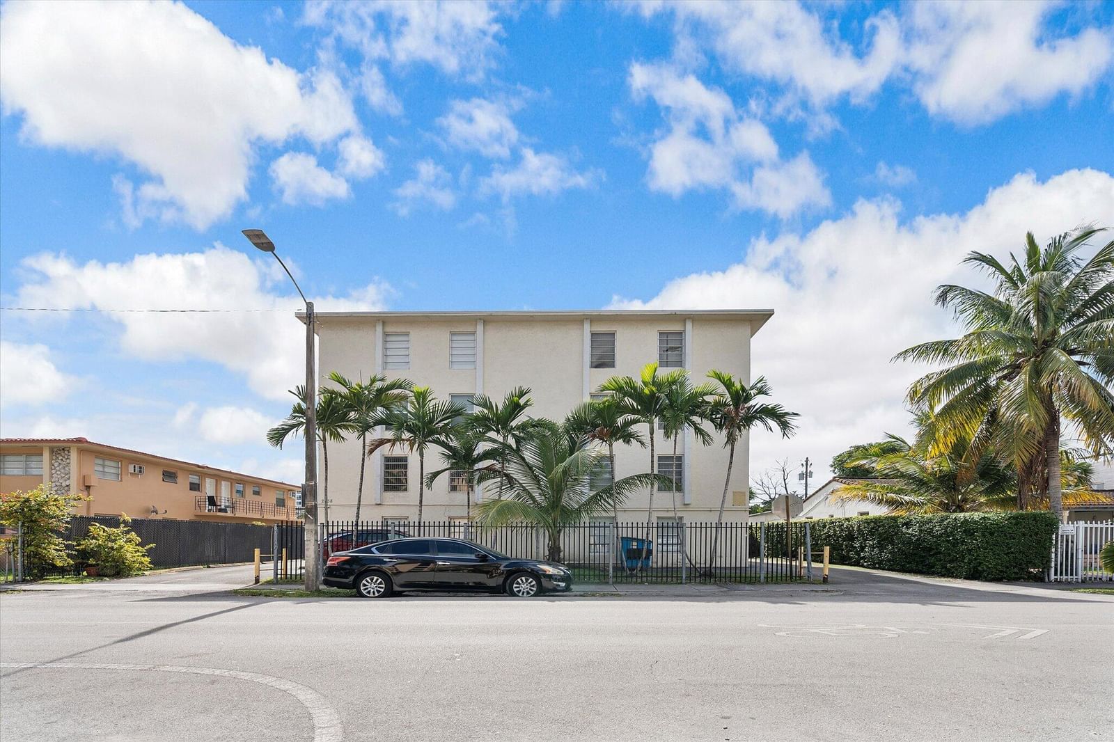 2138 SW 6th Street #301, Miami, FL 33135 photo 2