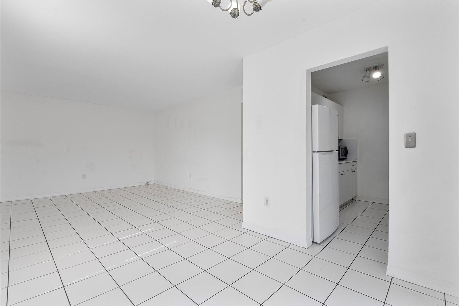 2138 SW 6th Street #301, Miami, FL 33135 photo 5