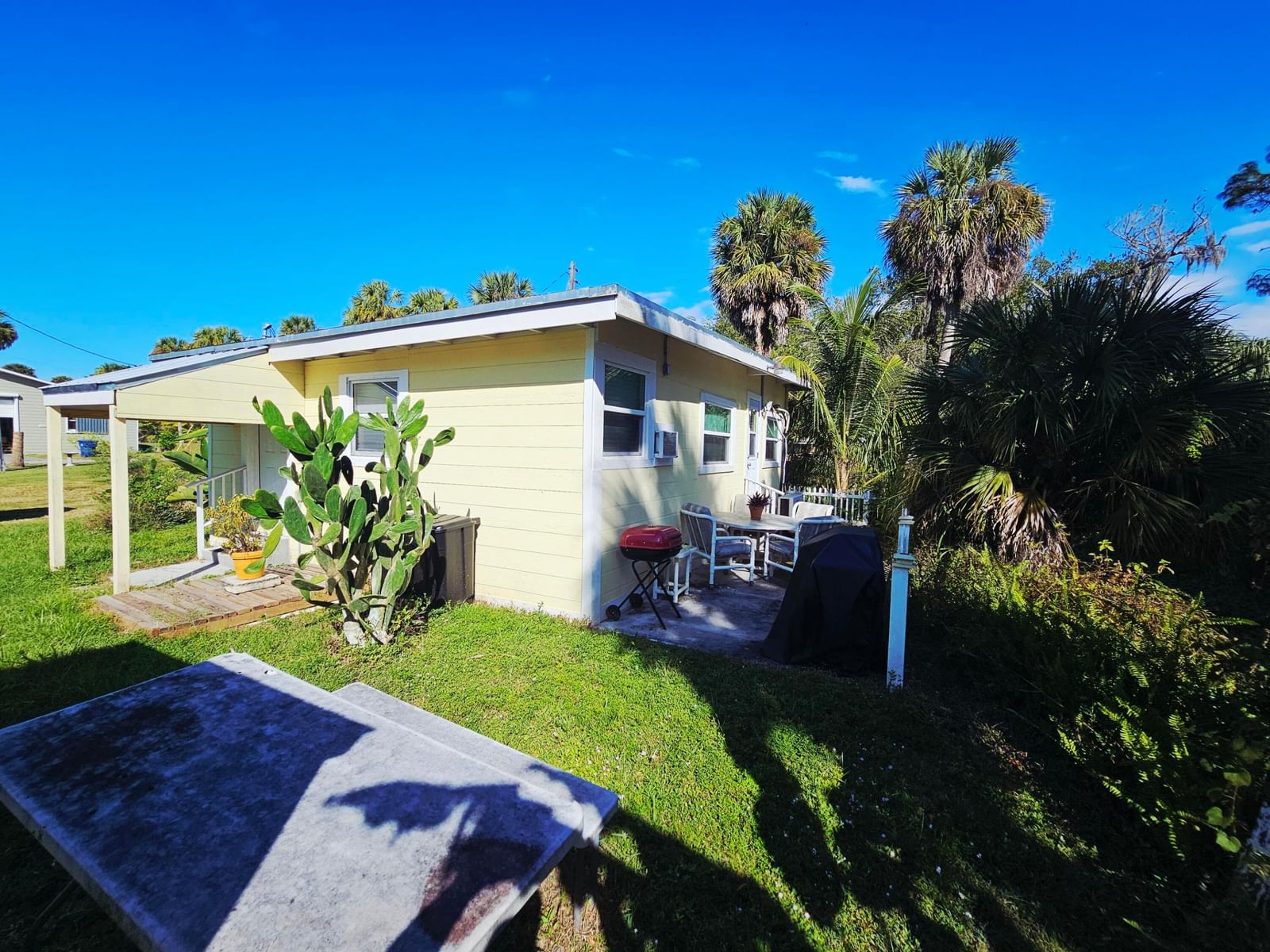 1087 Dusty Lane, Moore Haven, FL 33471 photo 2