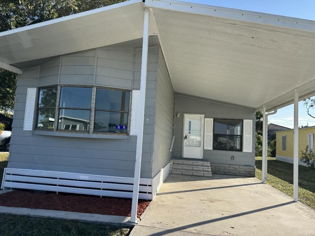7 San Felipe, Fort Pierce, FL 34951 photo 3