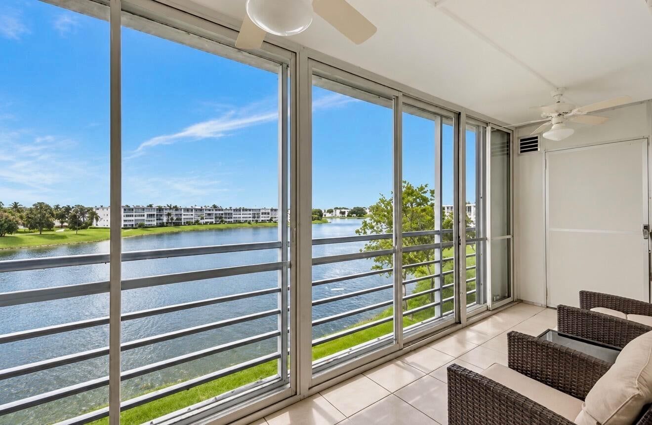 4089 Guildford E #E, Boca Raton, FL 33434 photo 2