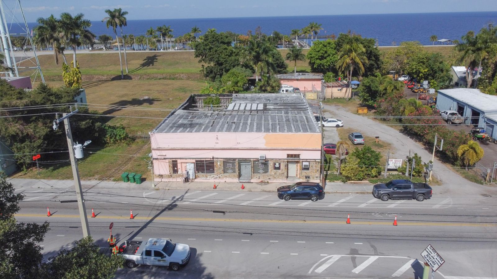185 E Main Street, Pahokee, FL 33476 photo 2