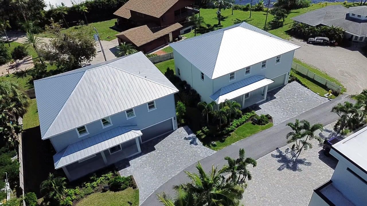1013 NE Orange Avenue, Jensen Beach, FL 34957 photo 4