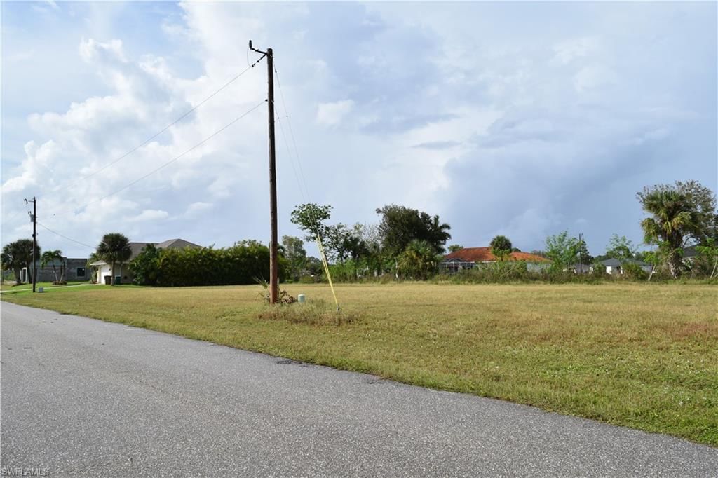 2137 NE 27th Street, Cape Coral, FL 33909 photo 2