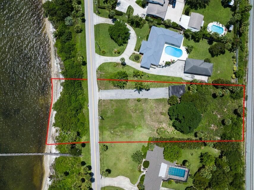 1811 S Indian River Drive, Fort Pierce, FL 34950 photo 4